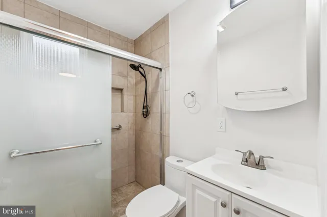 $3,250 | 3409 Southern Avenue Southeast, Suitland, MD 20746