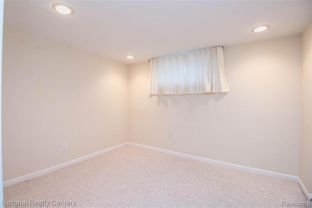 187 Old Perch Road Rochester Hills, MI 48309 - Photo 26 of 35