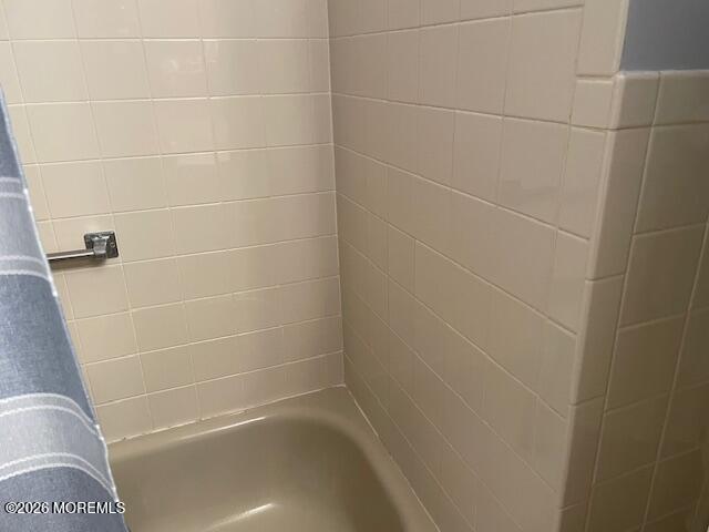 154 Davenport Road Toms River, NJ 08757 - Photo 15 of 23 a bathroom with a shower
