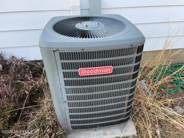 $270,000 | 154 Davenport Road, Toms River, NJ 08757