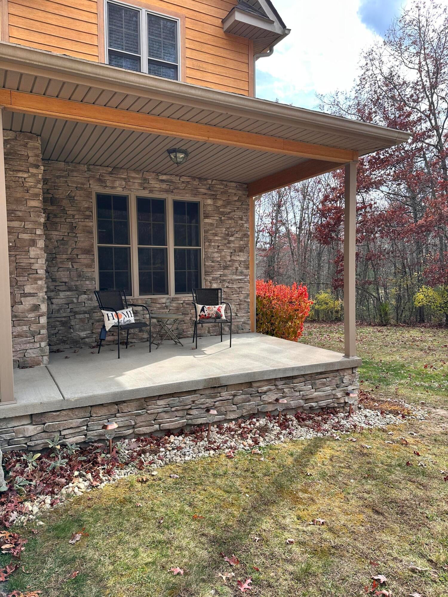 220 South Ridgewood Drive Cool Ridge, WV 25825 - Photo 2 of 27 Gallery Image 2