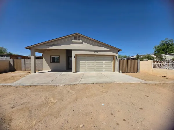 $2,100 | 13736 West Maryland Avenue, Litchfield Park, AZ 85340