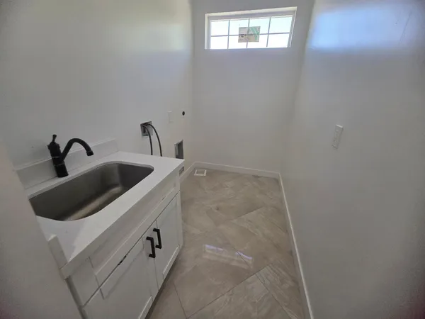 $2,100 | 13736 West Maryland Avenue, Litchfield Park, AZ 85340