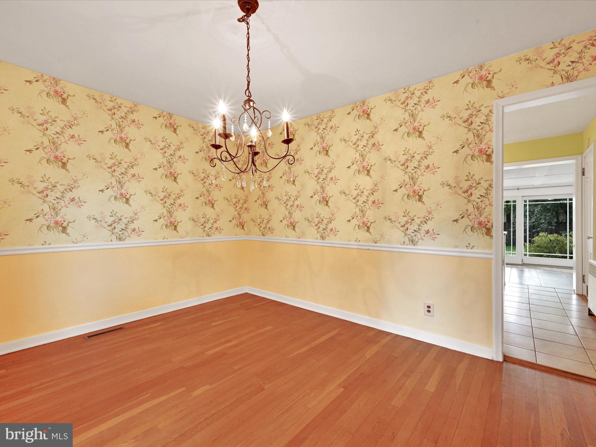 1715 Letchworth Road Camp Hill, PA 17011 - Photo 12 of 33 Beautiful hardwood flooring