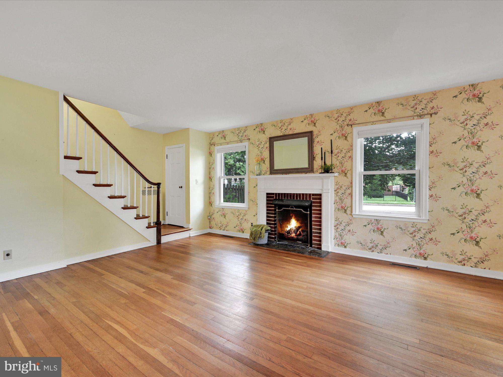 1715 Letchworth Road Camp Hill, PA 17011 - Photo 14 of 33 Enter into a beauritul, warm living room