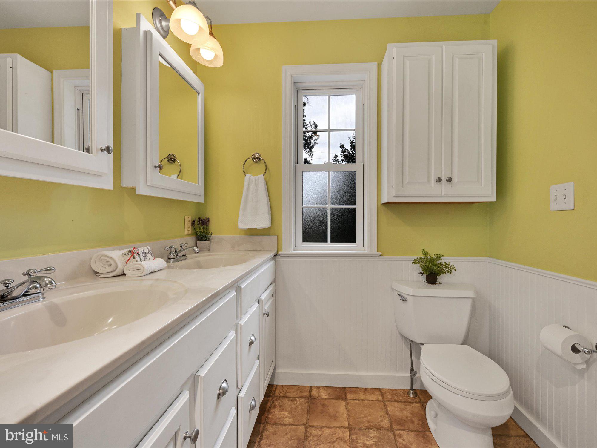 1715 Letchworth Road Camp Hill, PA 17011 - Photo 23 of 33 Beautiful Space!