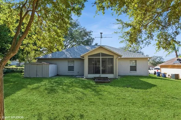 $1,950 | 694 Park Valley Circle, Minneola, FL 34715