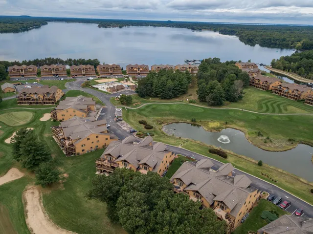 $310,000 | 2011-5 South Czech Avenue, Unit 3005, Arkdale, WI 54613