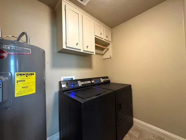 $2,750 | 114 Elmwood Street, Huntsville, TX 77320