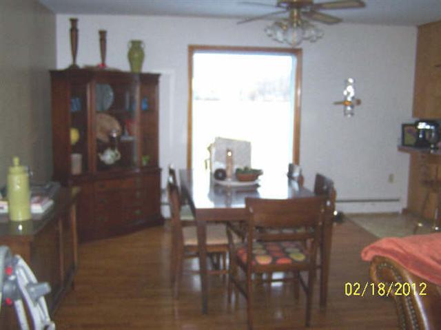 2821 East Hibbard Road Owosso, MI 48867 - Photo 4 of 12 31091597-3.JPG