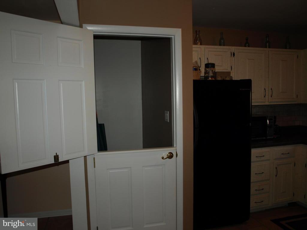 152 Nicholas Road Lancaster, PA 17603 - Photo 12 of 22