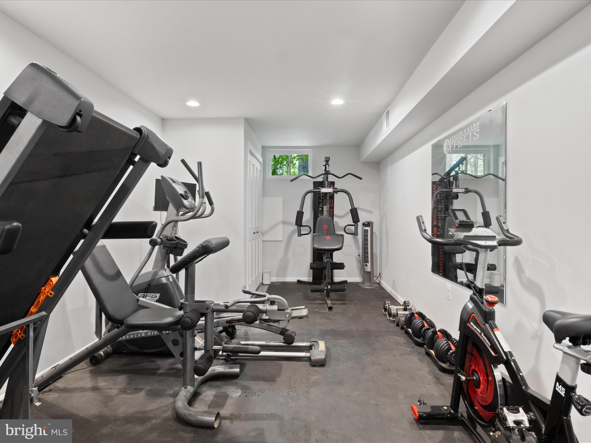 6615 Newman Road Clifton, VA 20124 - Photo 58 of 100 Exercise Room