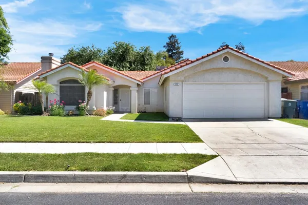 $409,900 | 553 Grenache Avenue, Madera, CA 93637