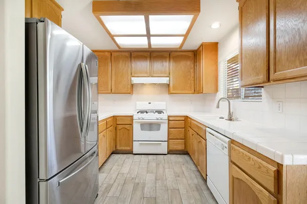 $409,900 | 553 Grenache Avenue, Madera, CA 93637