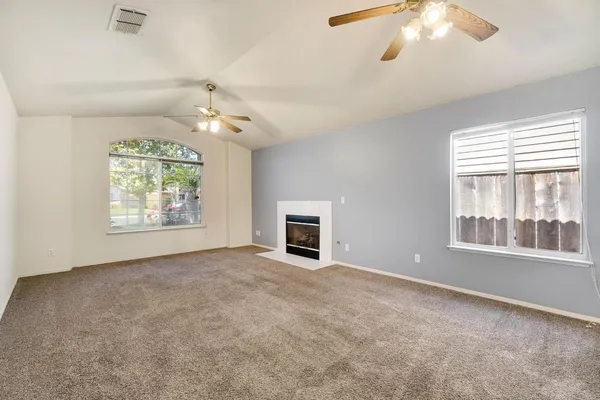 $409,900 | 553 Grenache Avenue, Madera, CA 93637