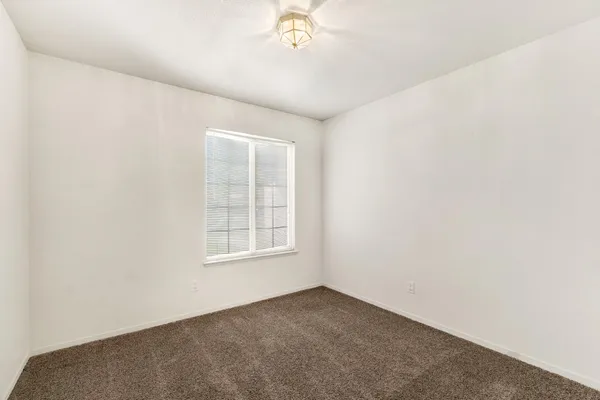 $409,900 | 553 Grenache Avenue, Madera, CA 93637