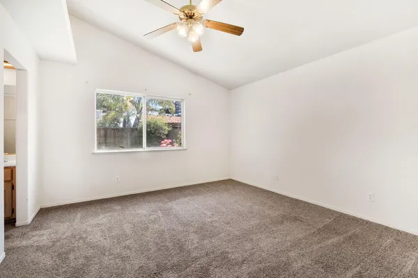 $409,900 | 553 Grenache Avenue, Madera, CA 93637