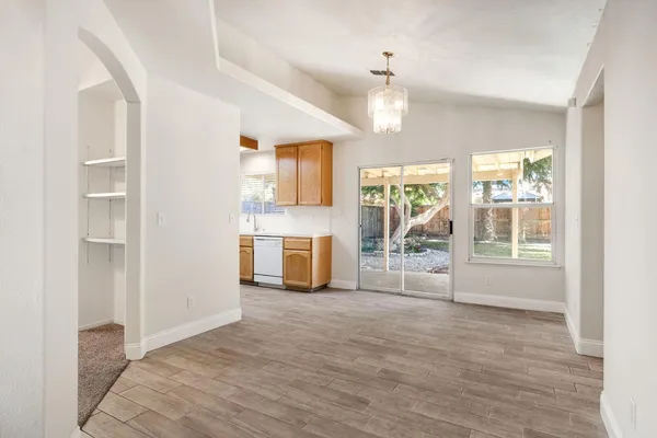 $409,900 | 553 Grenache Avenue, Madera, CA 93637