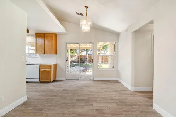 $409,900 | 553 Grenache Avenue, Madera, CA 93637