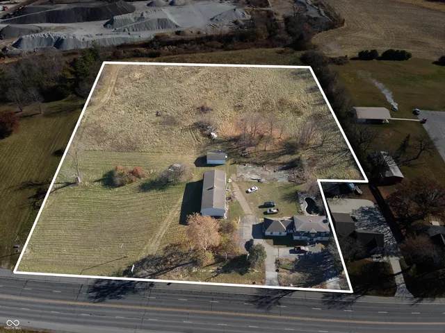 $1 | 5208 South State Road 67, Anderson, IN 46013