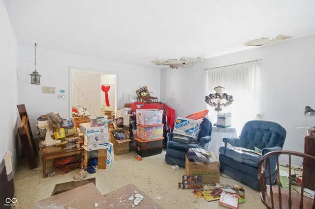 $1 | 5208 South State Road 67, Anderson, IN 46013