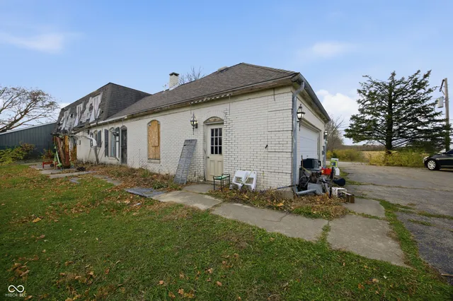 $1 | 5208 South State Road 67, Anderson, IN 46013