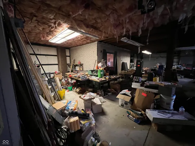 $1 | 5208 South State Road 67, Anderson, IN 46013