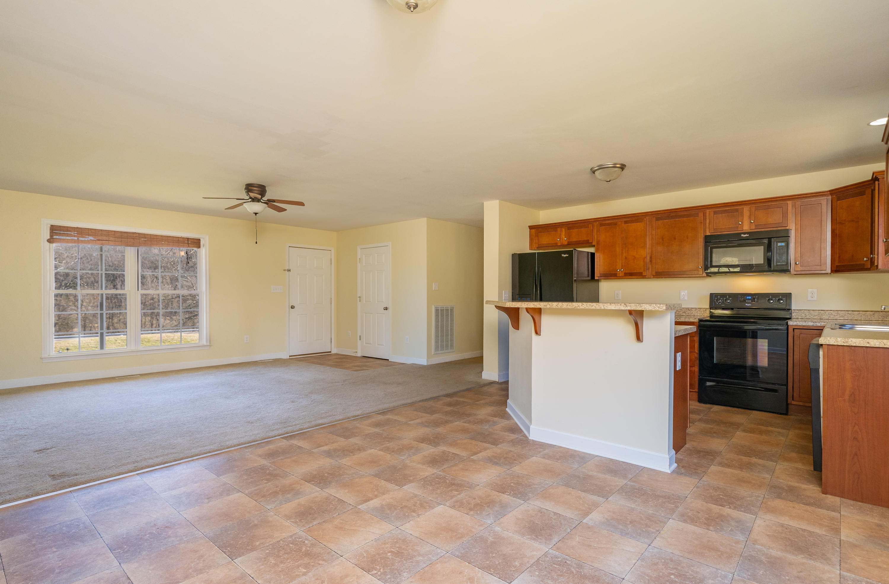 6627 Roanoke Road Fincastle, VA 24090 - Photo 22 of 22 Open floor plan
