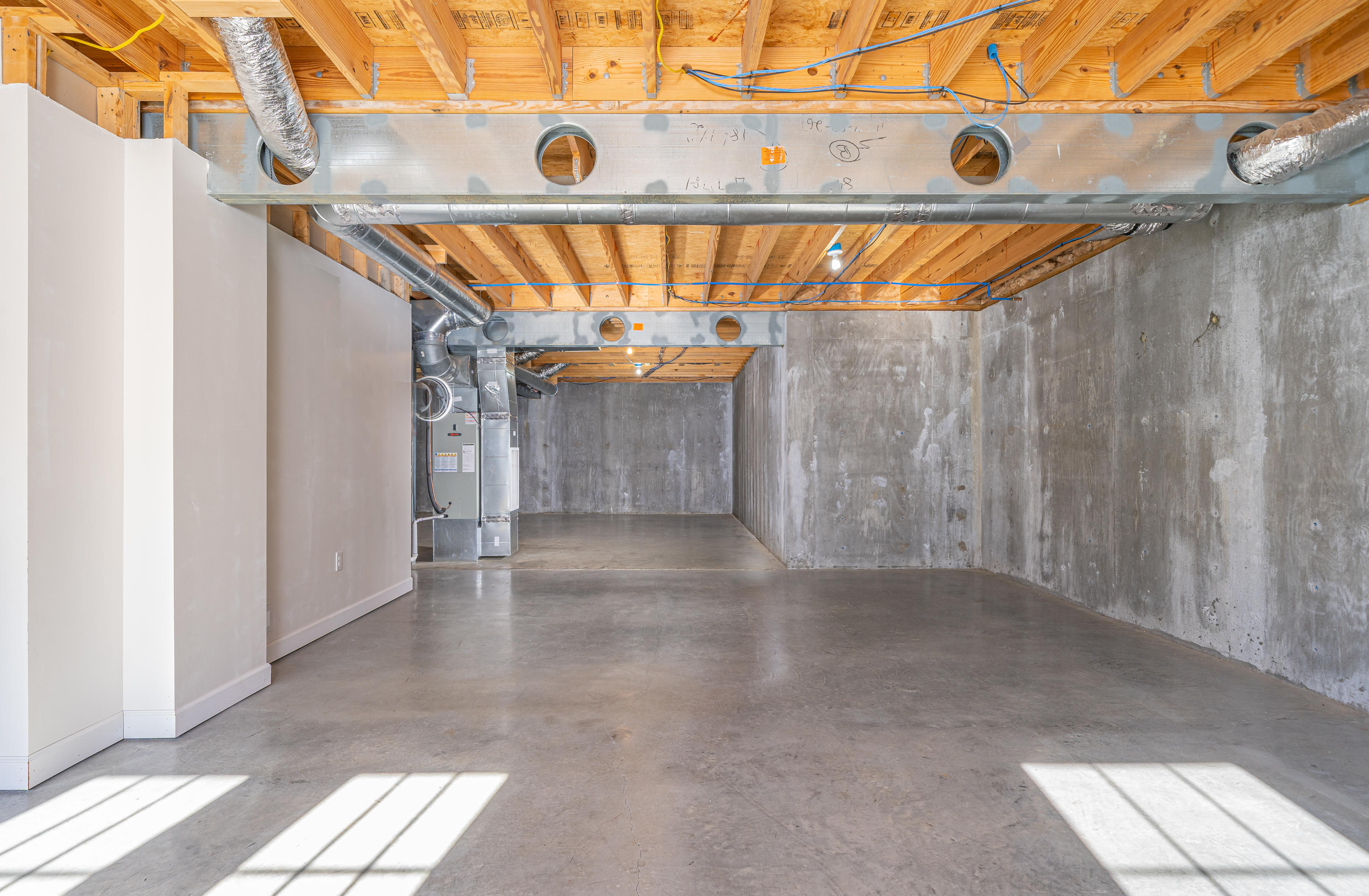 6627 Roanoke Road Fincastle, VA 24090 - Photo 12 of 22 Basement