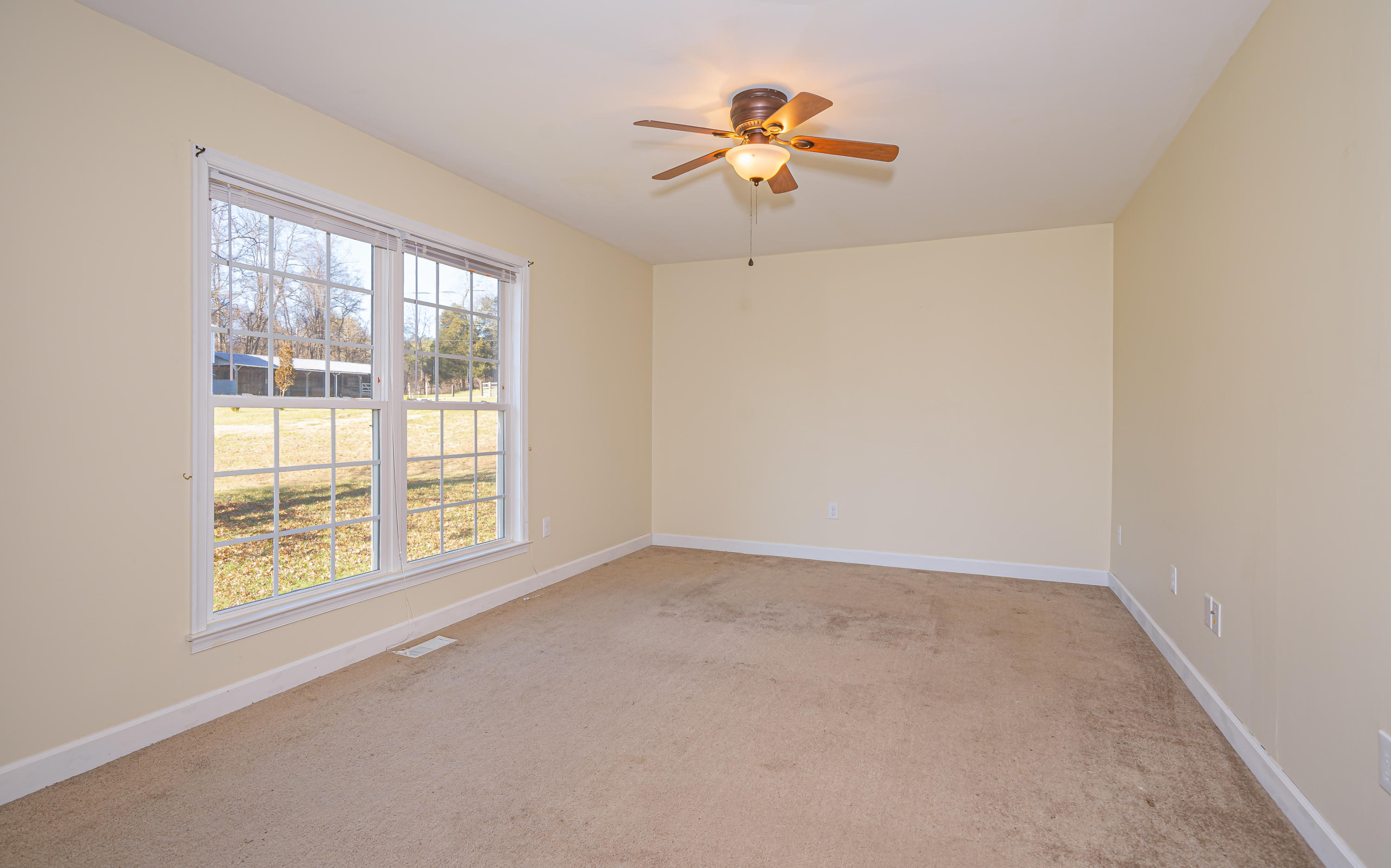 6627 Roanoke Road Fincastle, VA 24090 - Photo 9 of 22 Bedroom