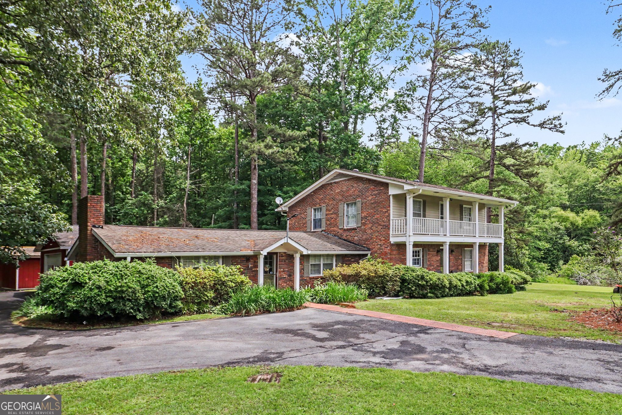 525 Lawshe Road Senoia, GA 30276 - Photo 3 of 35