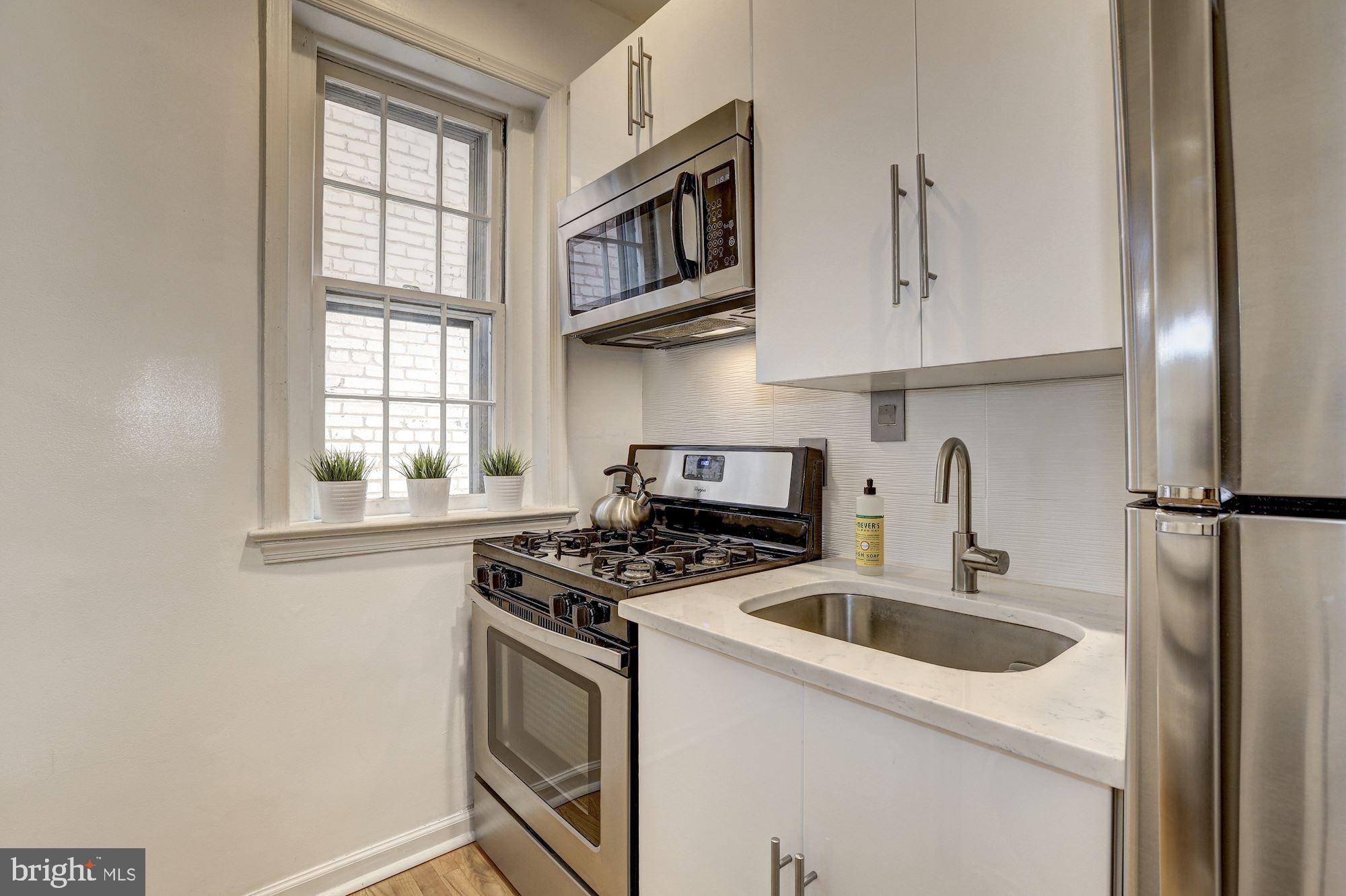 117 E Street Southeast, Unit 102 Washington, DC 20003 - Photo 16 of 27