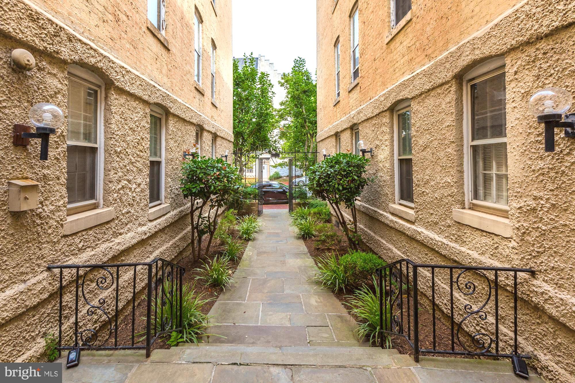 117 E Street Southeast, Unit 102 Washington, DC 20003 - Photo 21 of 27