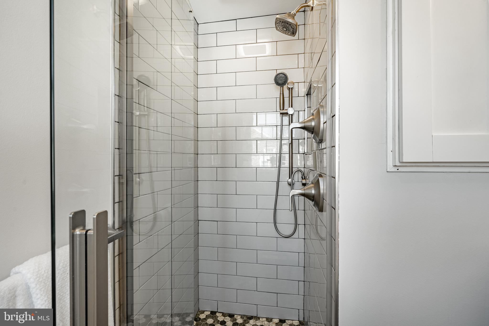 829 Pleasant Hill Road Wallingford, PA 19086 - Photo 30 of 47