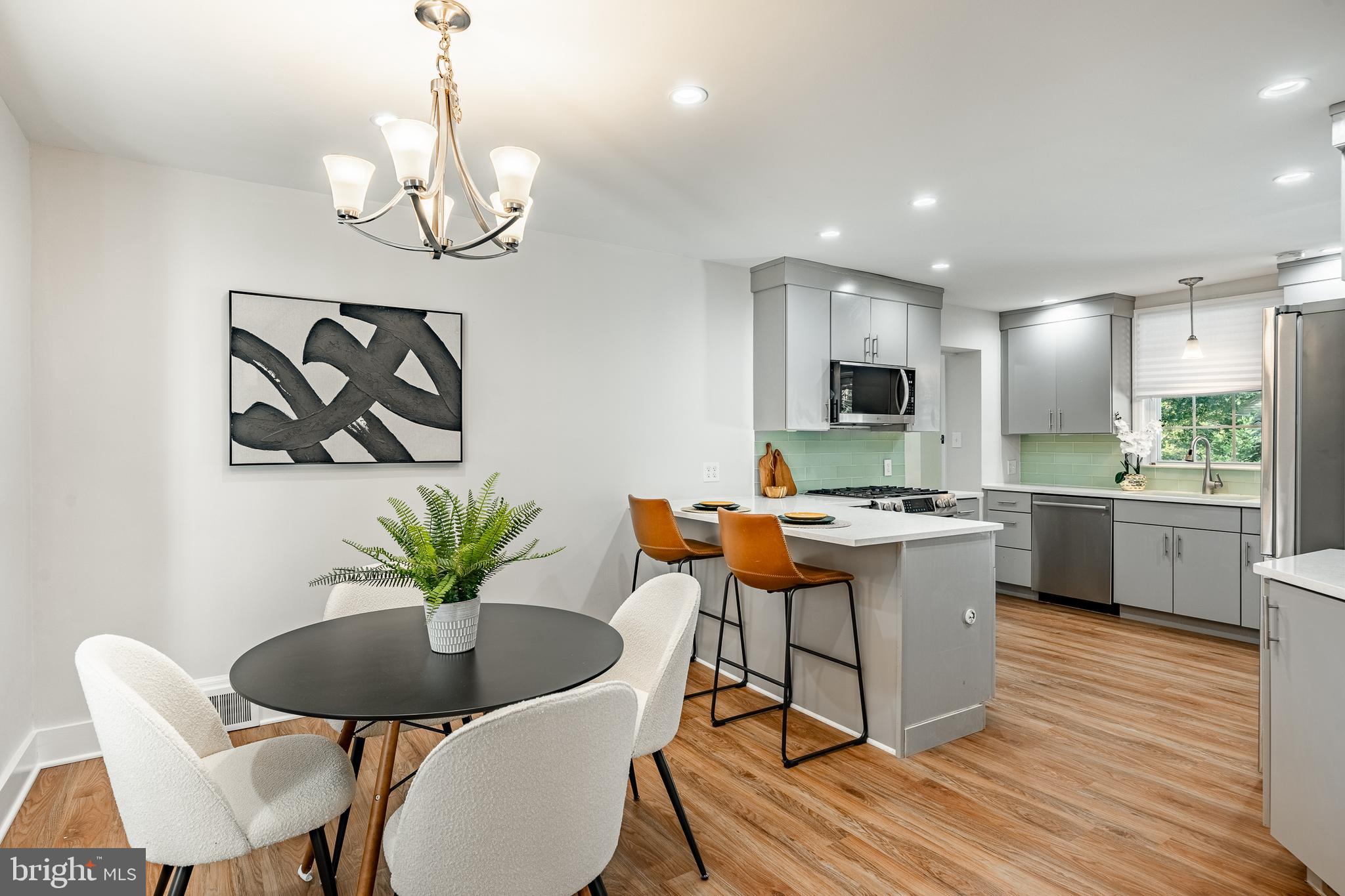 829 Pleasant Hill Road Wallingford, PA 19086 - Photo 4 of 47