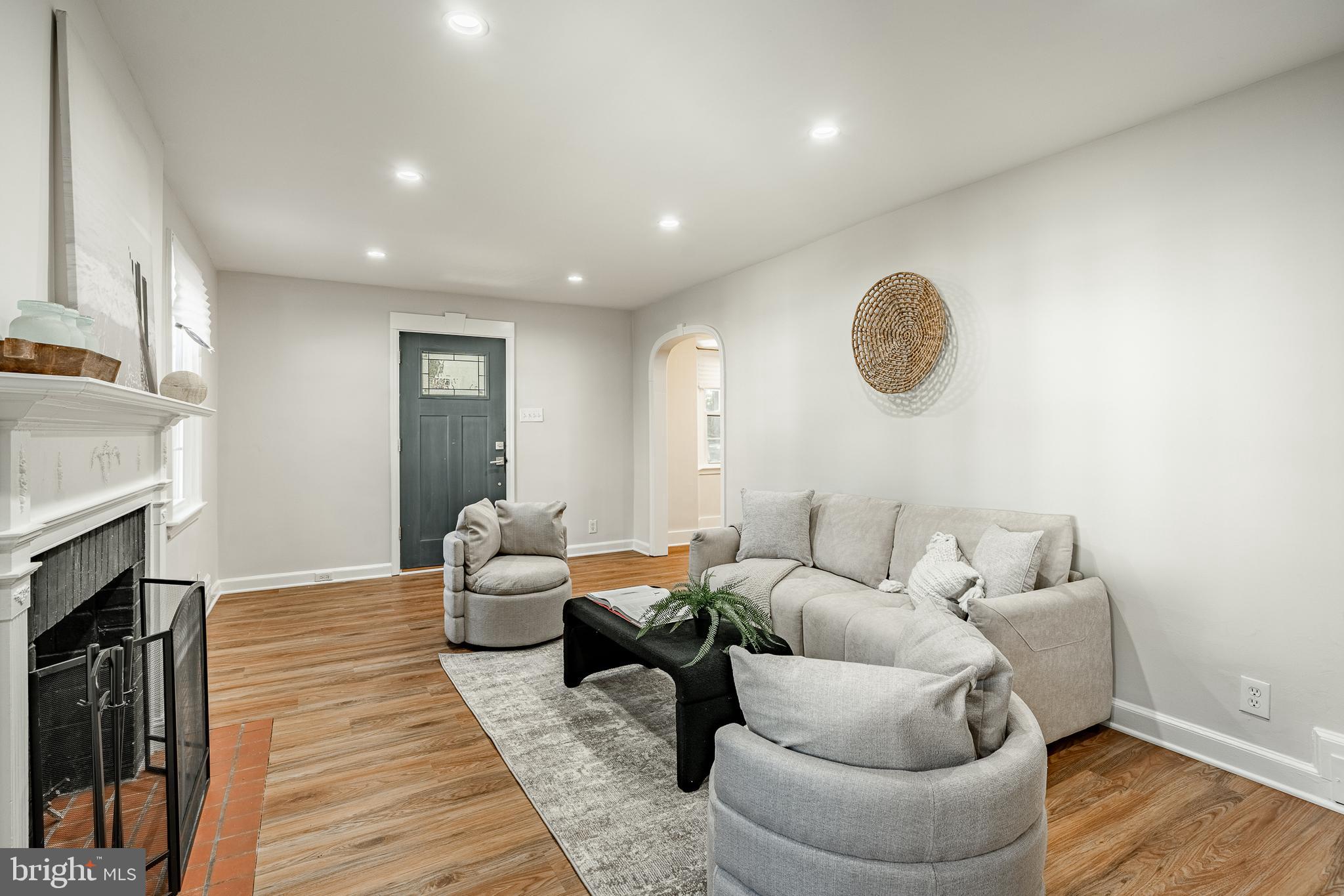 829 Pleasant Hill Road Wallingford, PA 19086 - Photo 10 of 47