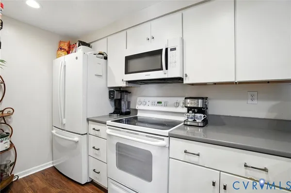 $230,000 | 2431 Stembridge Court, Unit J, Henrico, VA 23238