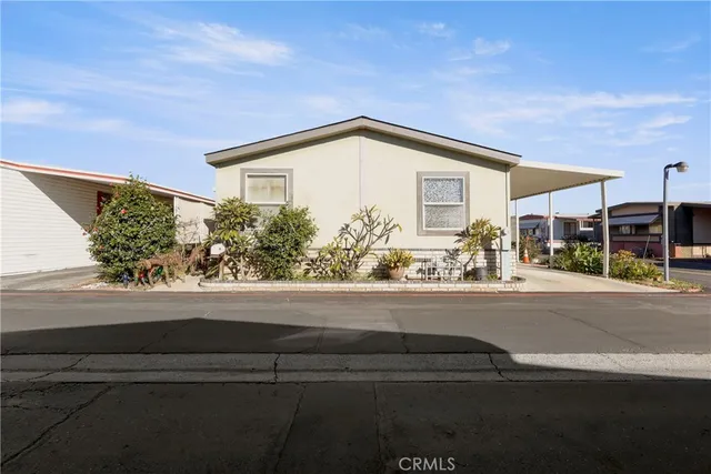 $350,000 | 14362-17 Bushard Street, Unit 17, Westminster, CA 92683