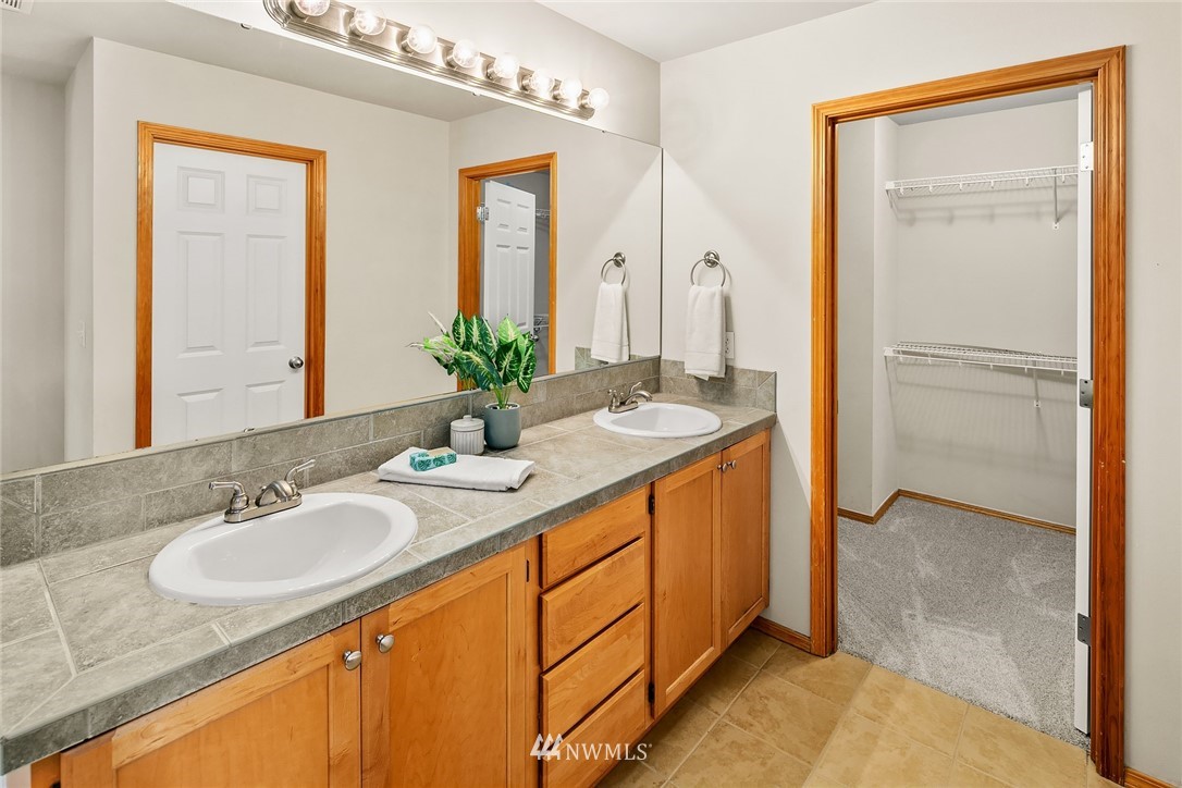 16121 40th Drive Southeast Bothell, WA 98012 - Photo 22 of 31