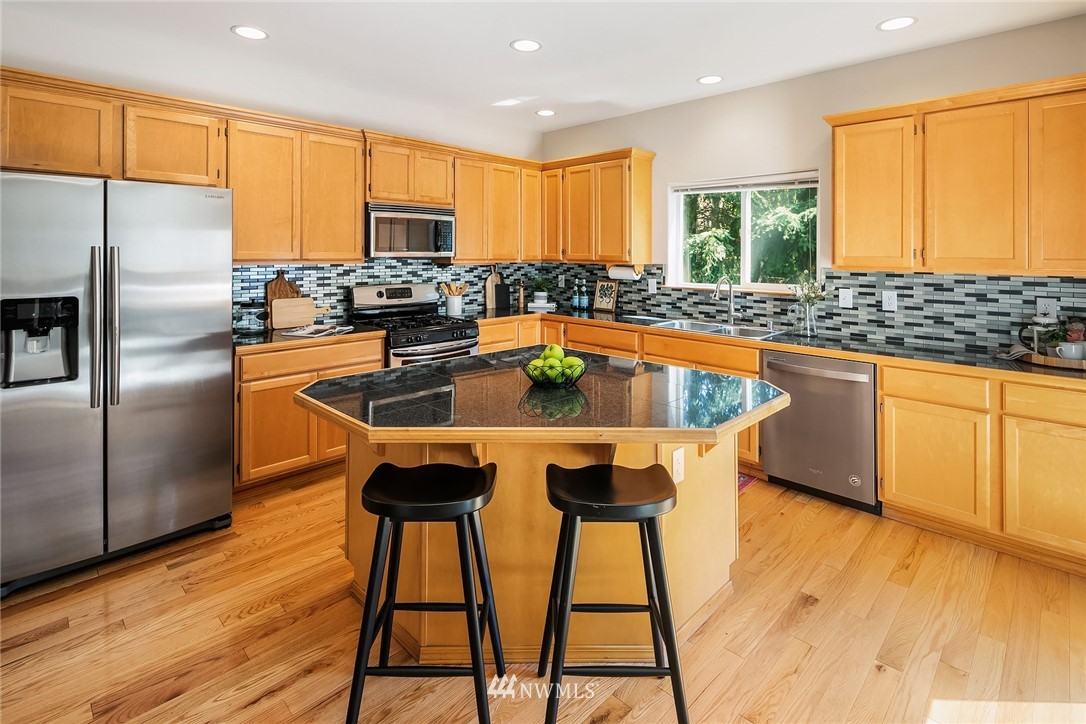 16121 40th Drive Southeast Bothell, WA 98012 - Photo 9 of 31