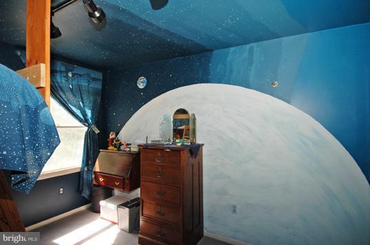 2910 Accokeek Road West Accokeek, MD 20607 - Photo 3 of 22 Space landscape in bedroom