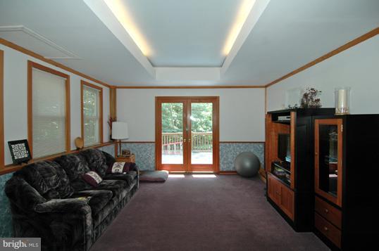 2910 Accokeek Road West Accokeek, MD 20607 - Photo 8 of 22 Family Room opens to two decks