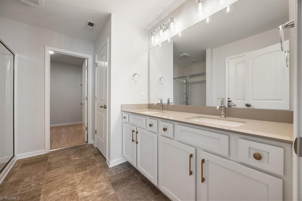 4090 Stallion Street High Point, NC 27262 - Photo 21 of 32