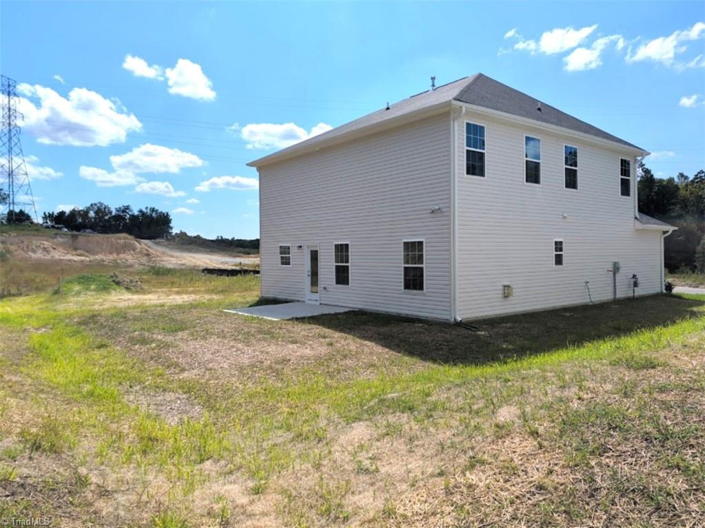 4090 Stallion Street High Point, NC 27262 - Photo 4 of 32