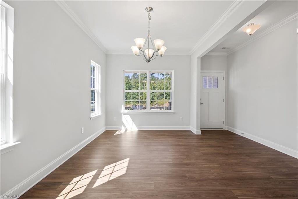 4090 Stallion Street High Point, NC 27262 - Photo 5 of 32