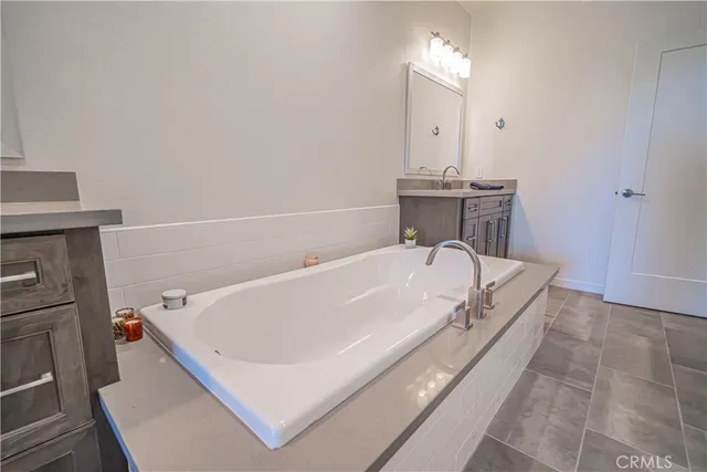 $949,990 | 4060 Tradewinds Drive, Oxnard, CA 93035