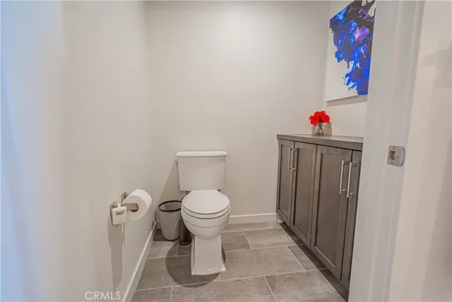 $949,990 | 4060 Tradewinds Drive, Oxnard, CA 93035