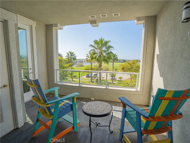 $949,990 | 4060 Tradewinds Drive, Oxnard, CA 93035