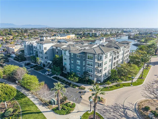 $949,990 | 4060 Tradewinds Drive, Oxnard, CA 93035