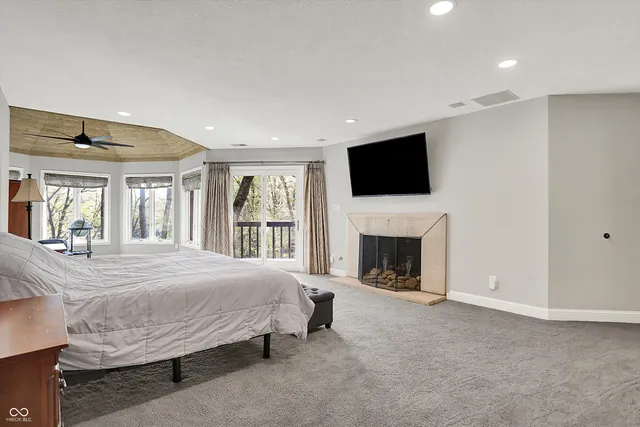 $1,349,900 | 8191 South Bayview Court, Trafalgar, IN 46181